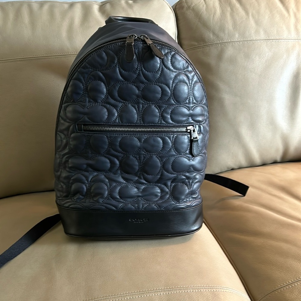 🖤Coach Men Backpack good condition, some scuffs see pics